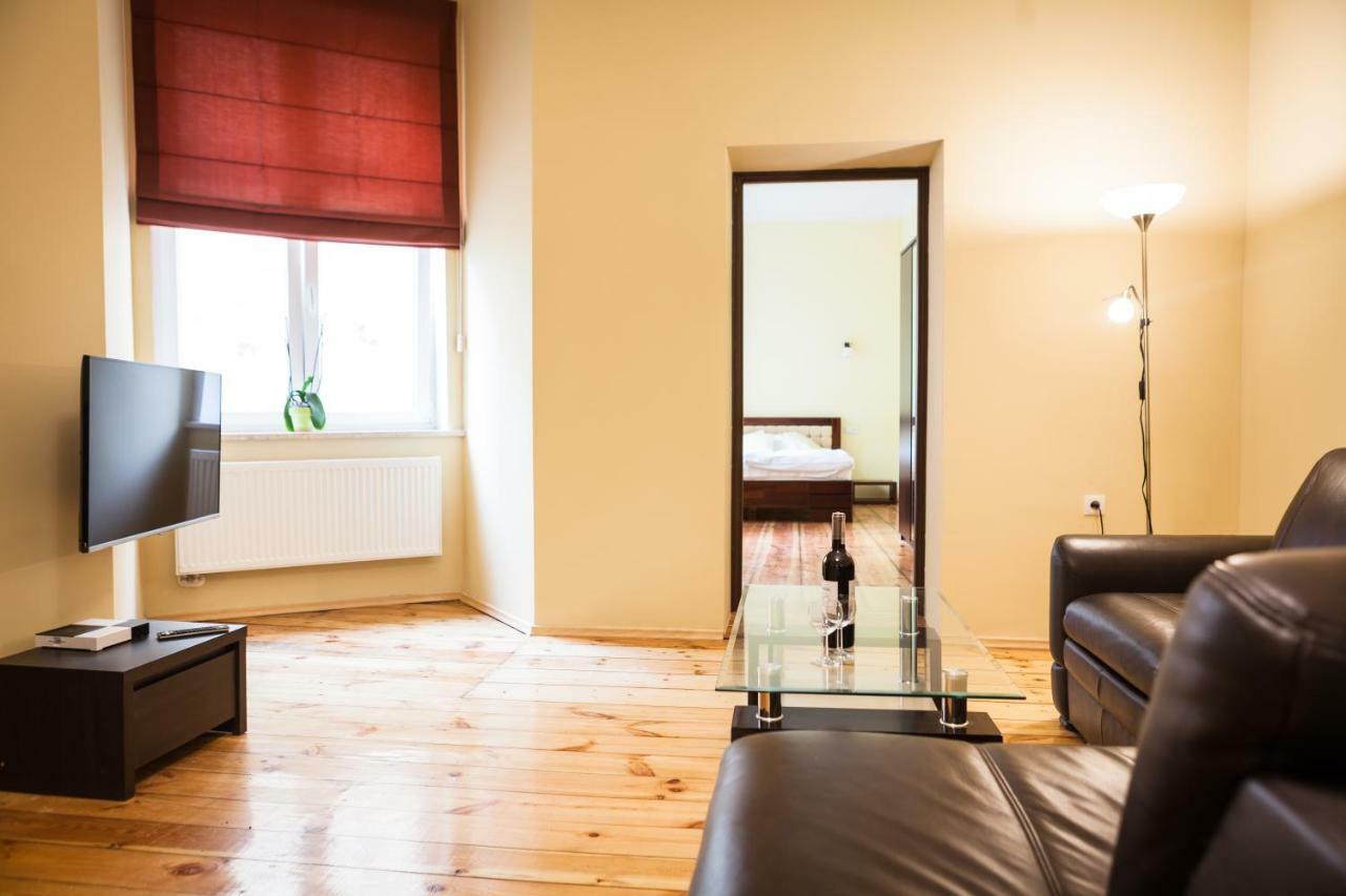 Czar Garbar Apartment Poznań Exterior foto